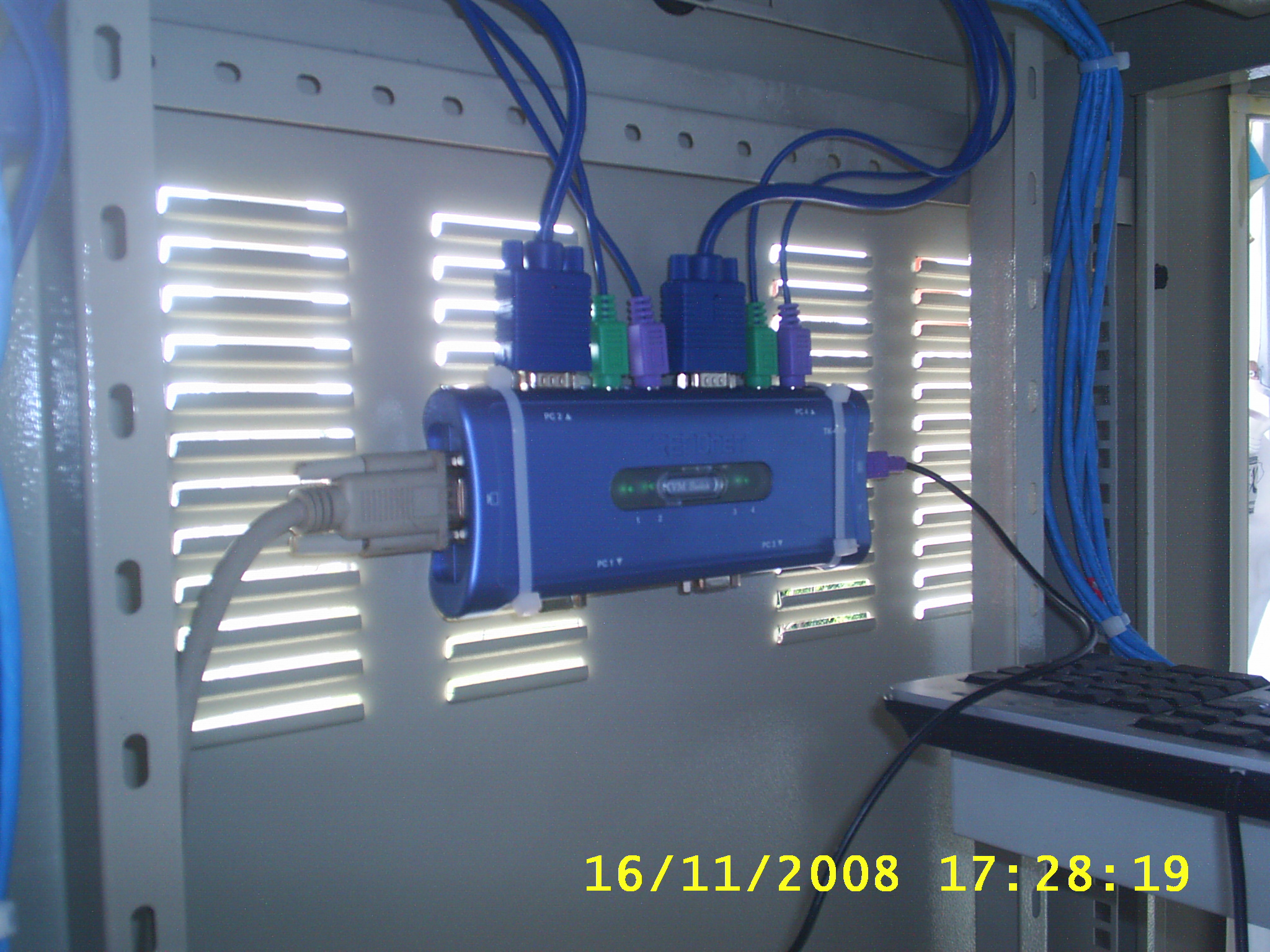 2008-11-16 17:28:23