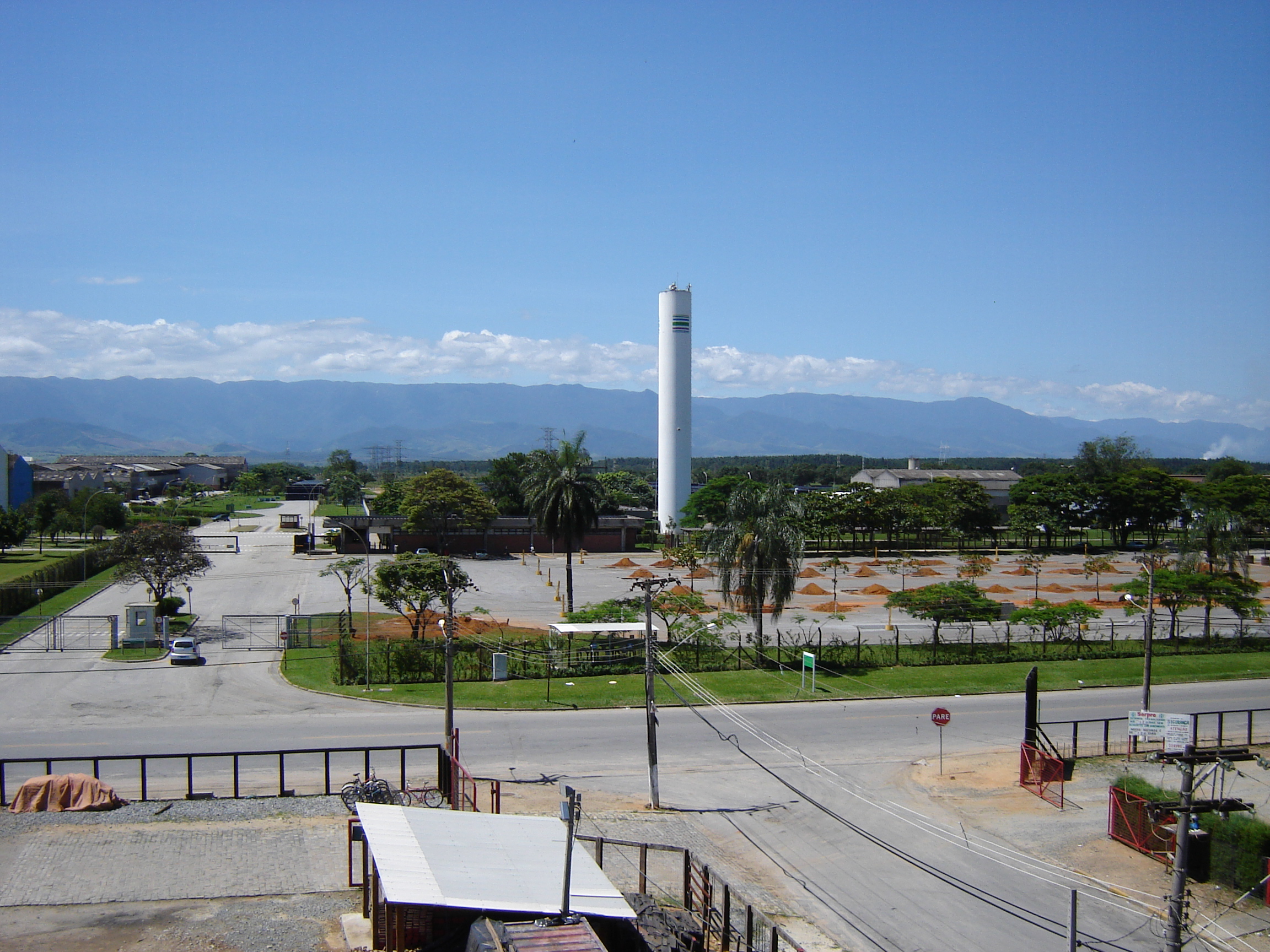 2005-12-04 14:37:38