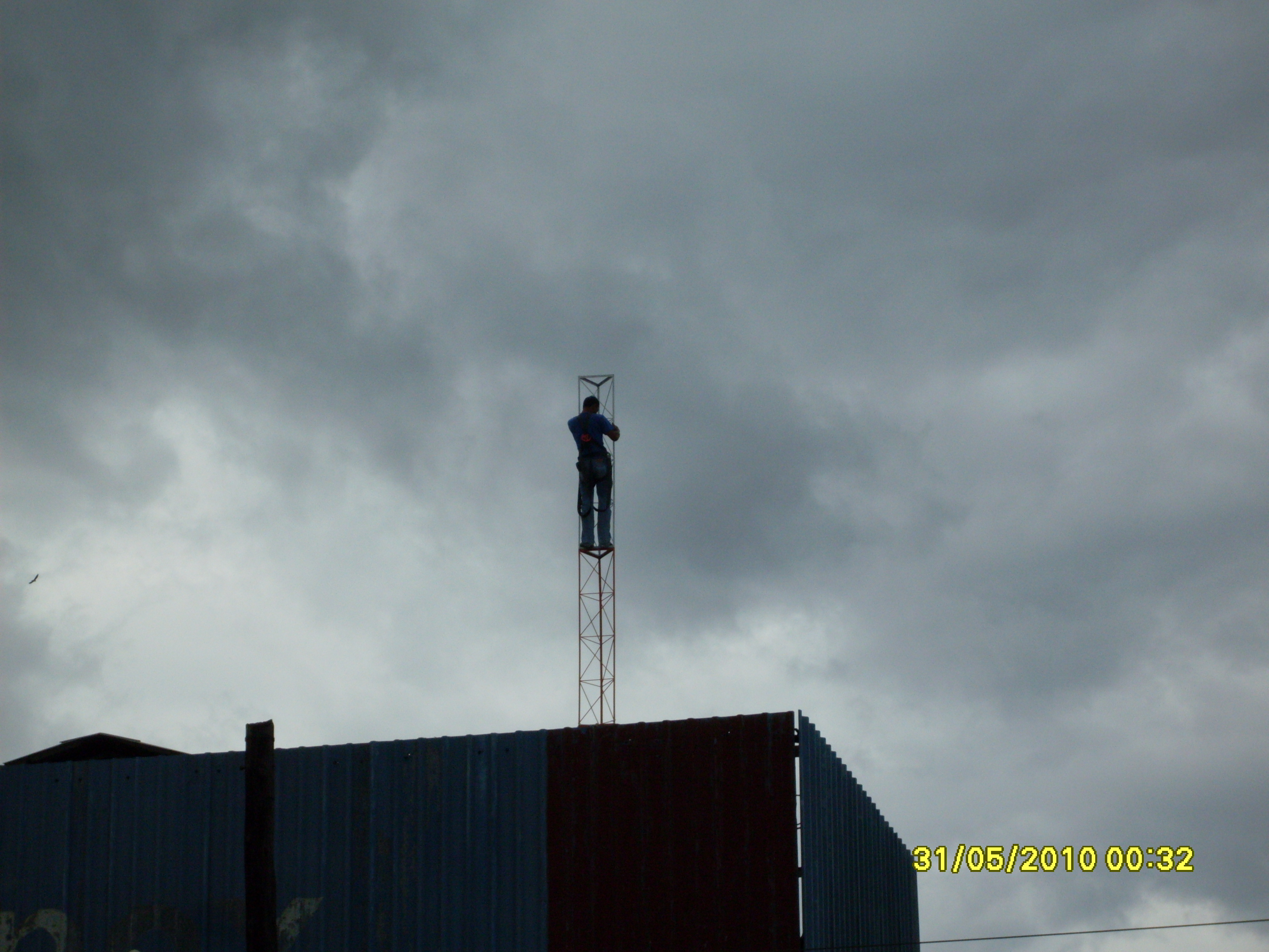 2010-05-31 00:32:04