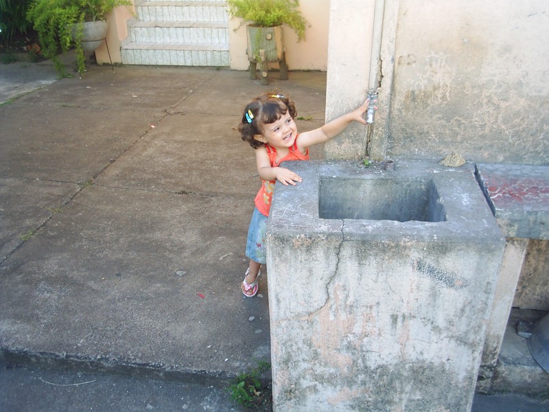 2005-02-20 18:09:03