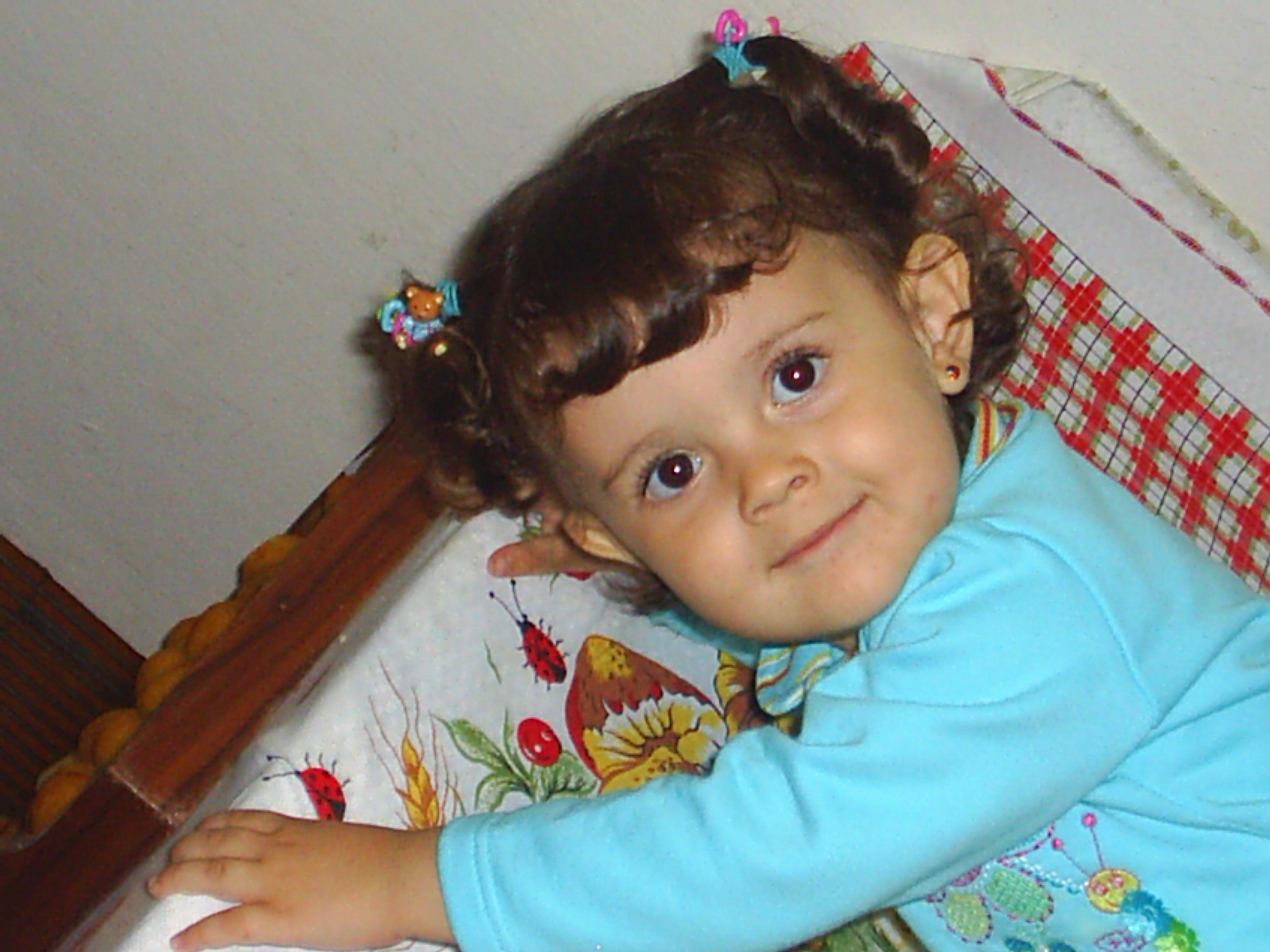 2005-02-19 22:36:23