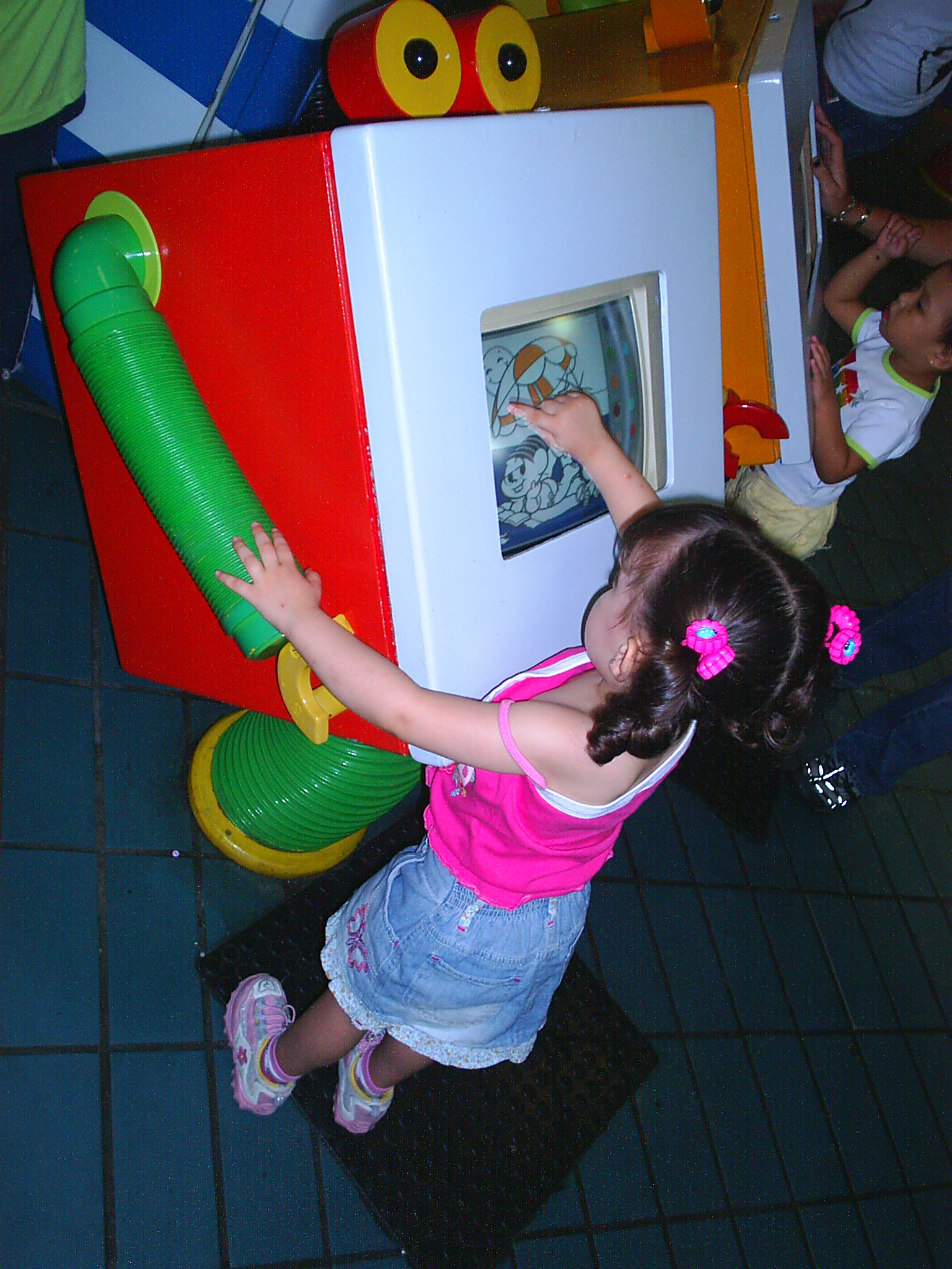 2006-02-18 14:19:33