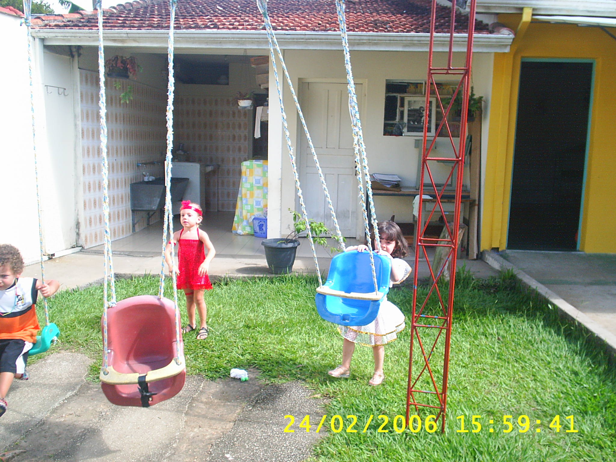 2006-02-24 15:59:45