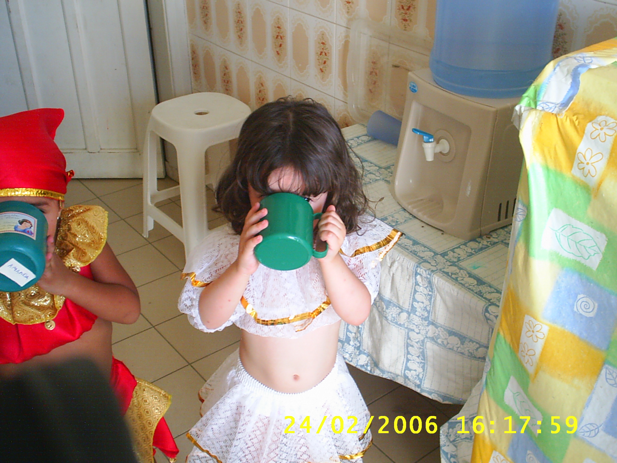2006-02-24 16:18:04