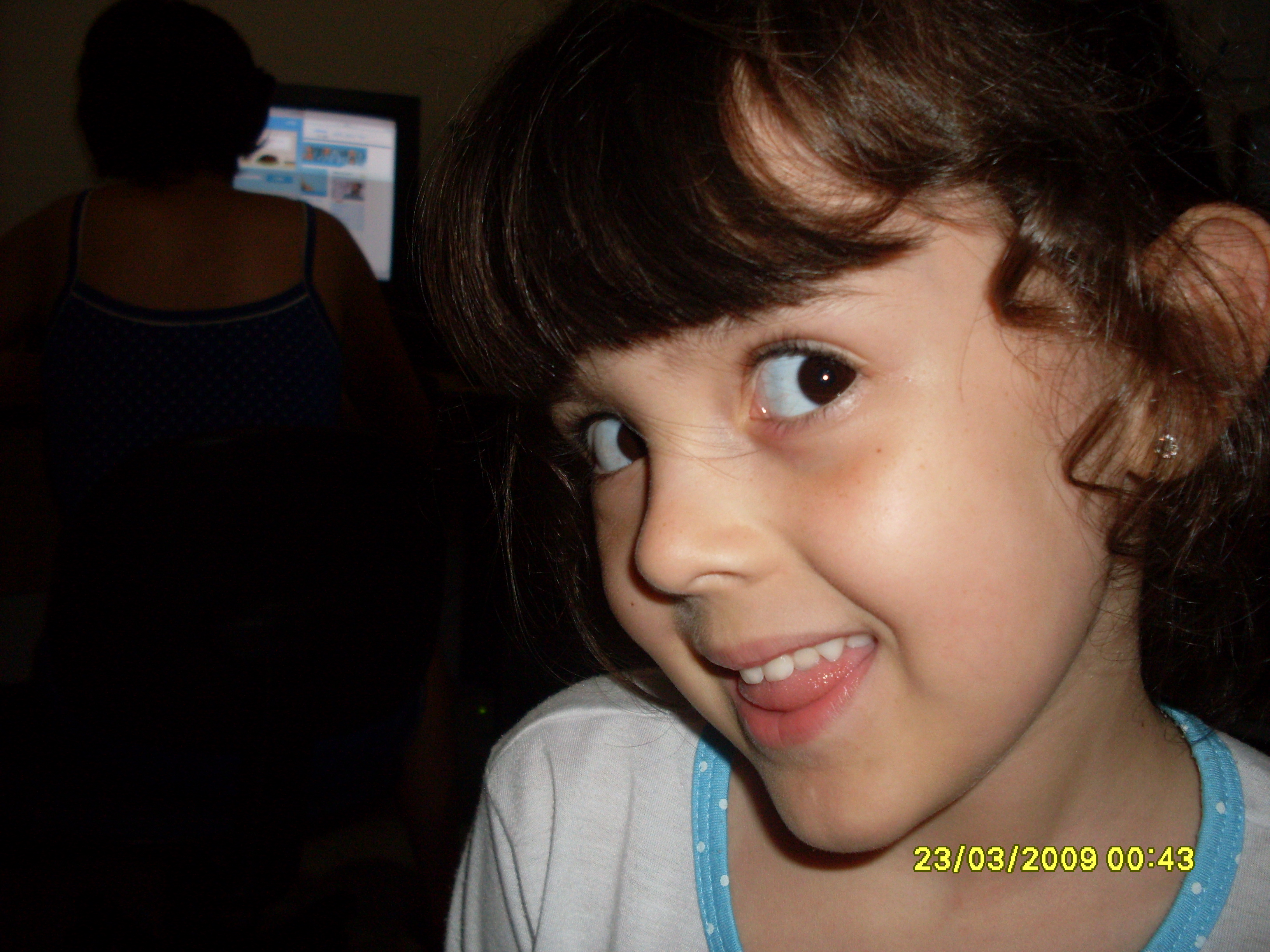 2009-03-23 00:43:42