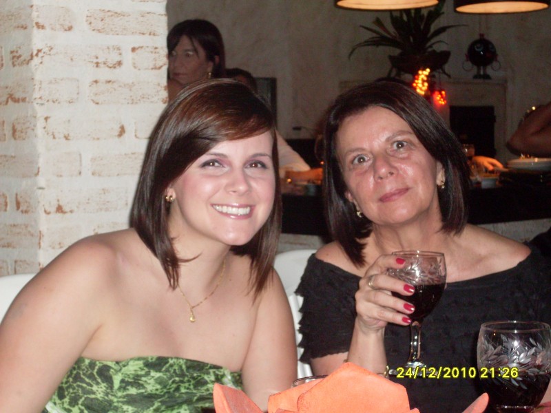 2010-12-24 21:26:06