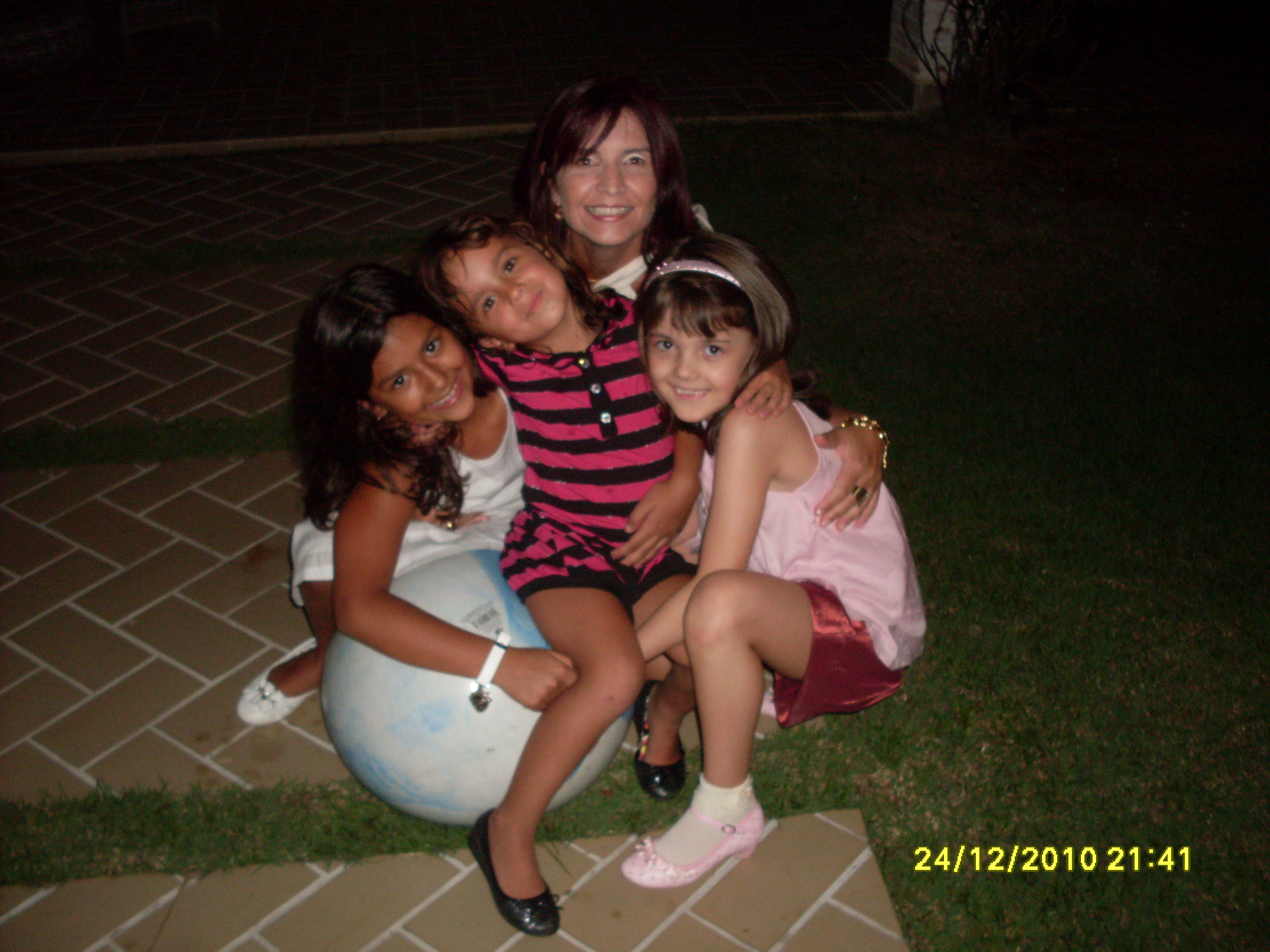 2010-12-24 21:41:39