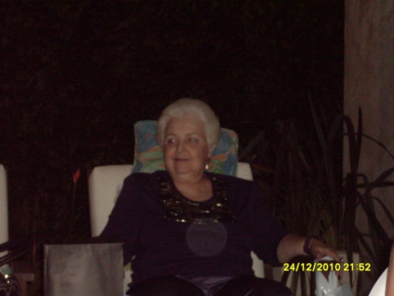 2010-12-24 21:52:11