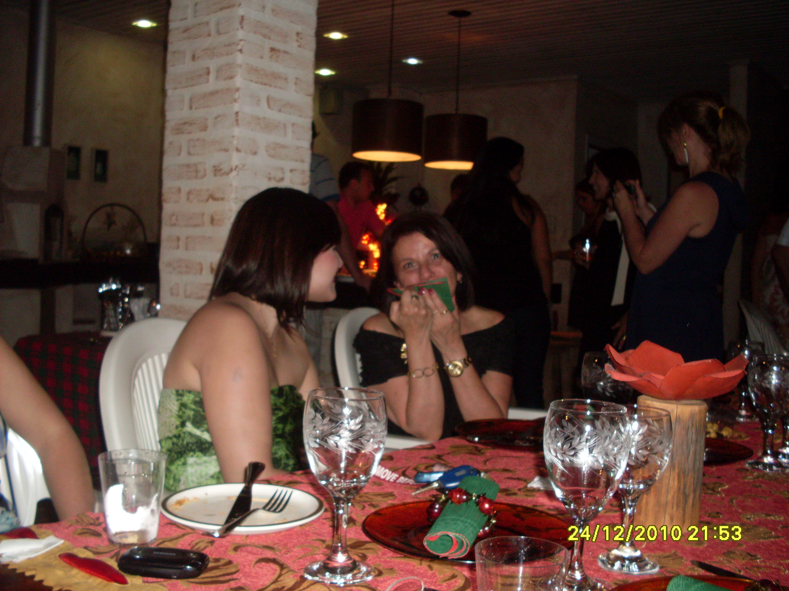 2010-12-24 21:53:46