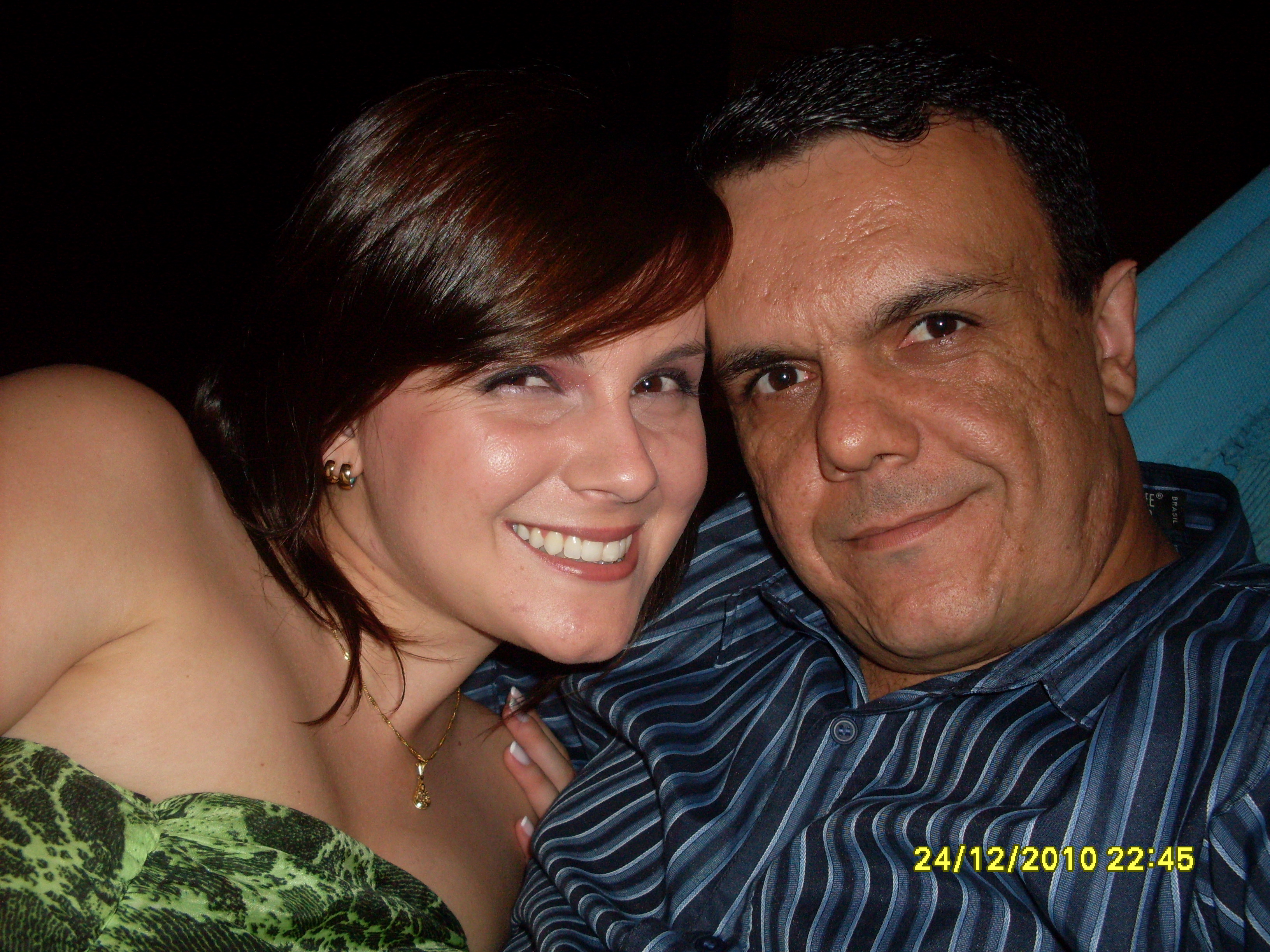 2010-12-24 22:45:15