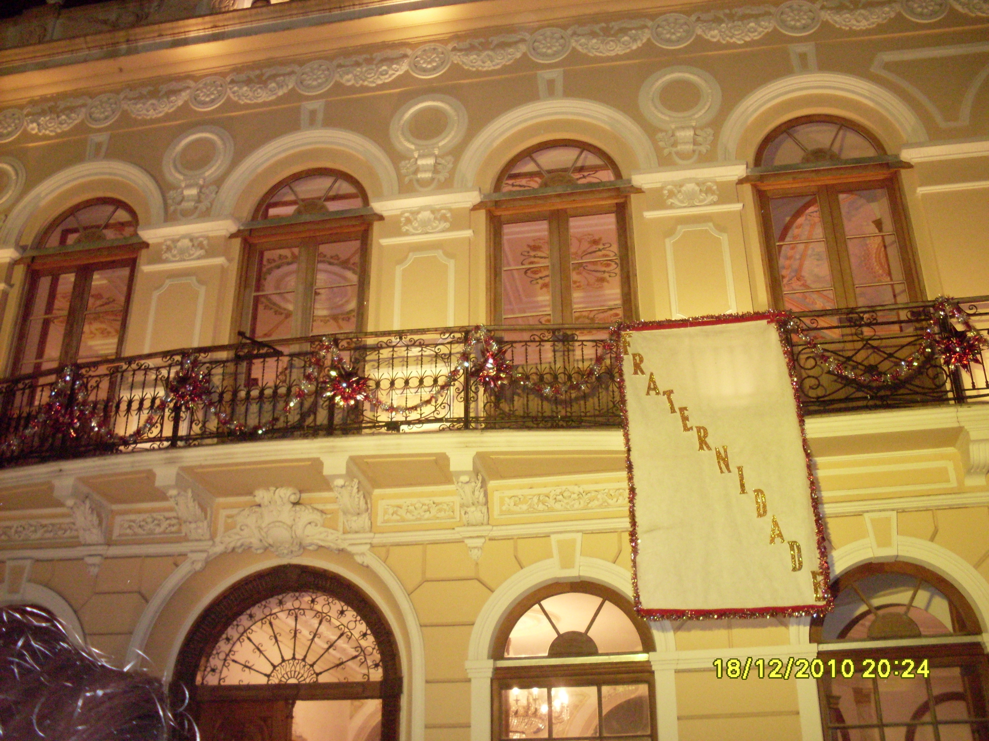 2010-12-18 20:24:46