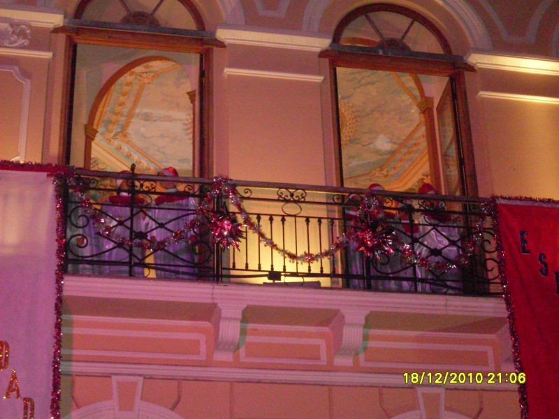 2010-12-18 21:06:05