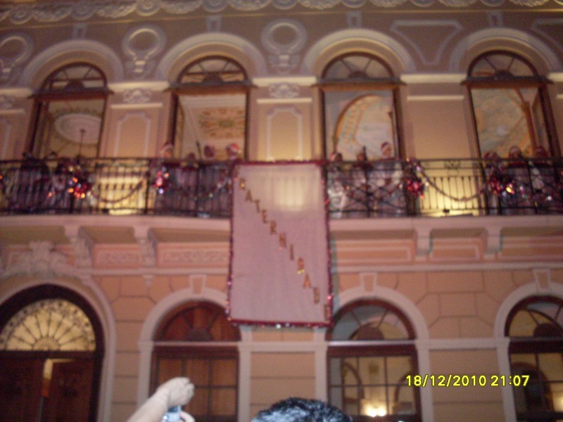 2010-12-18 21:08:01
