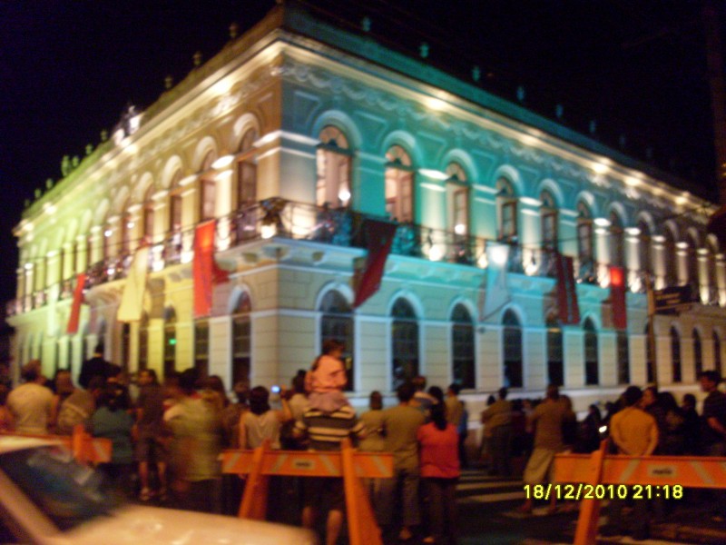 2010-12-18 21:18:42