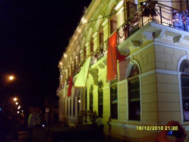 2010-12-18 21:20:20