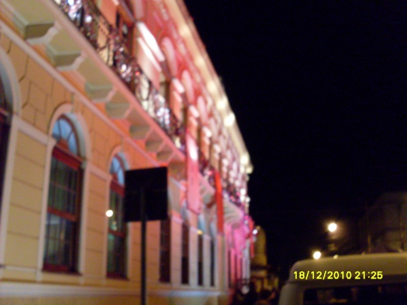 2010-12-18 21:25:47
