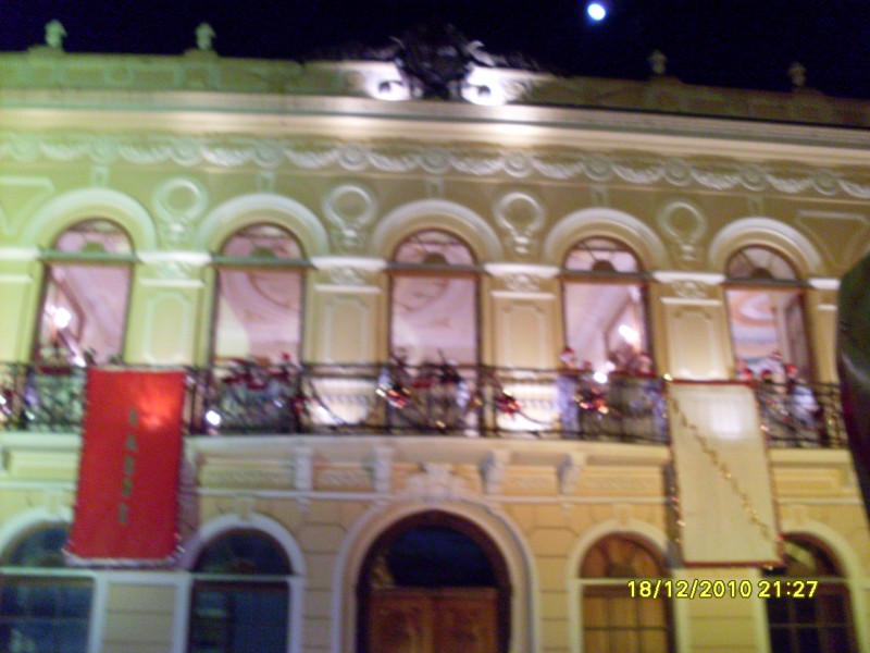 2010-12-18 21:27:41