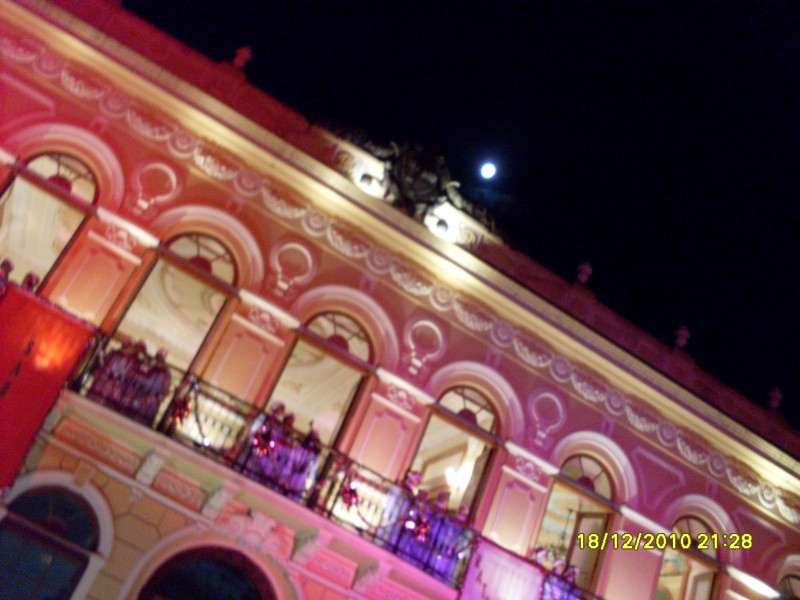 2010-12-18 21:28:42