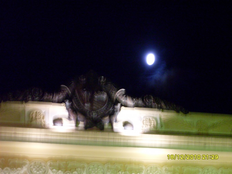 2010-12-18 21:29:21