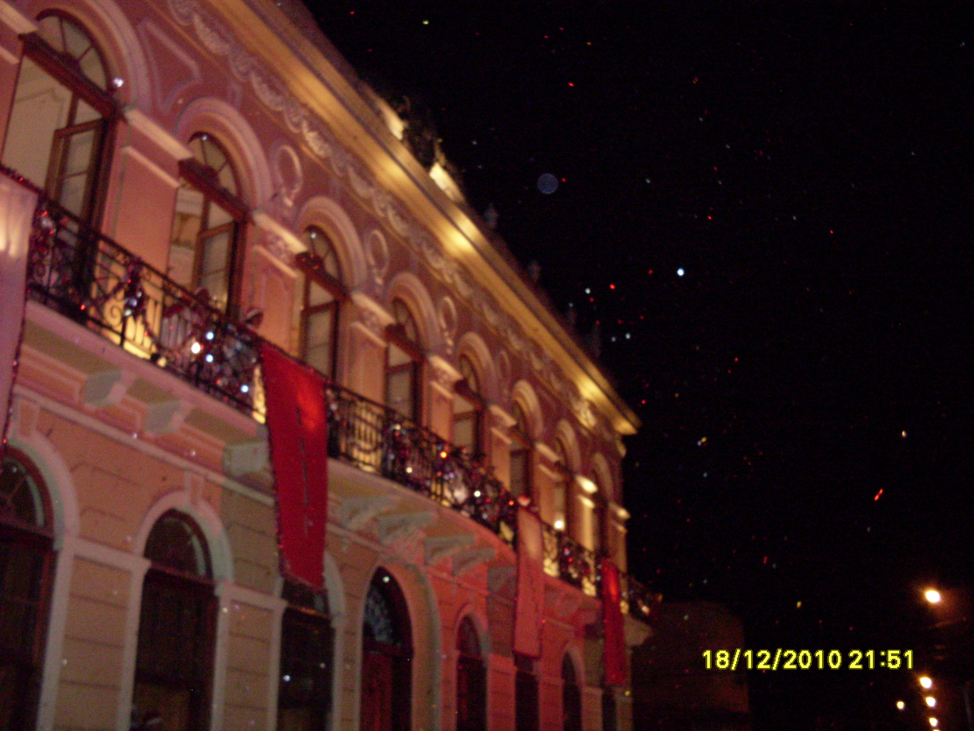 2010-12-18 21:51:24