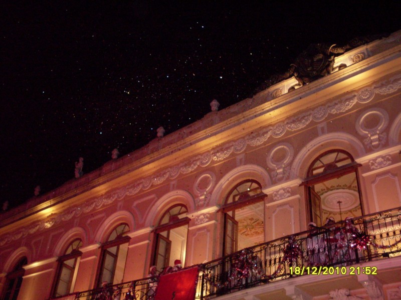 2010-12-18 21:52:44