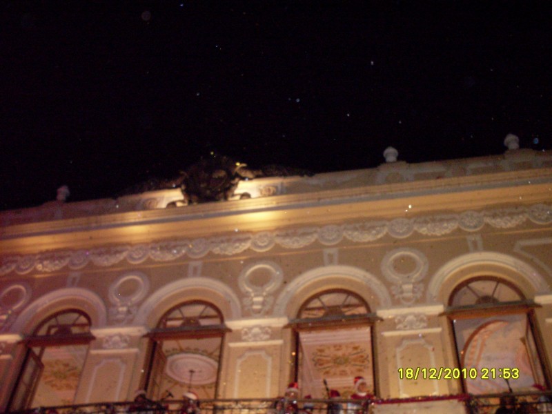 2010-12-18 21:53:32