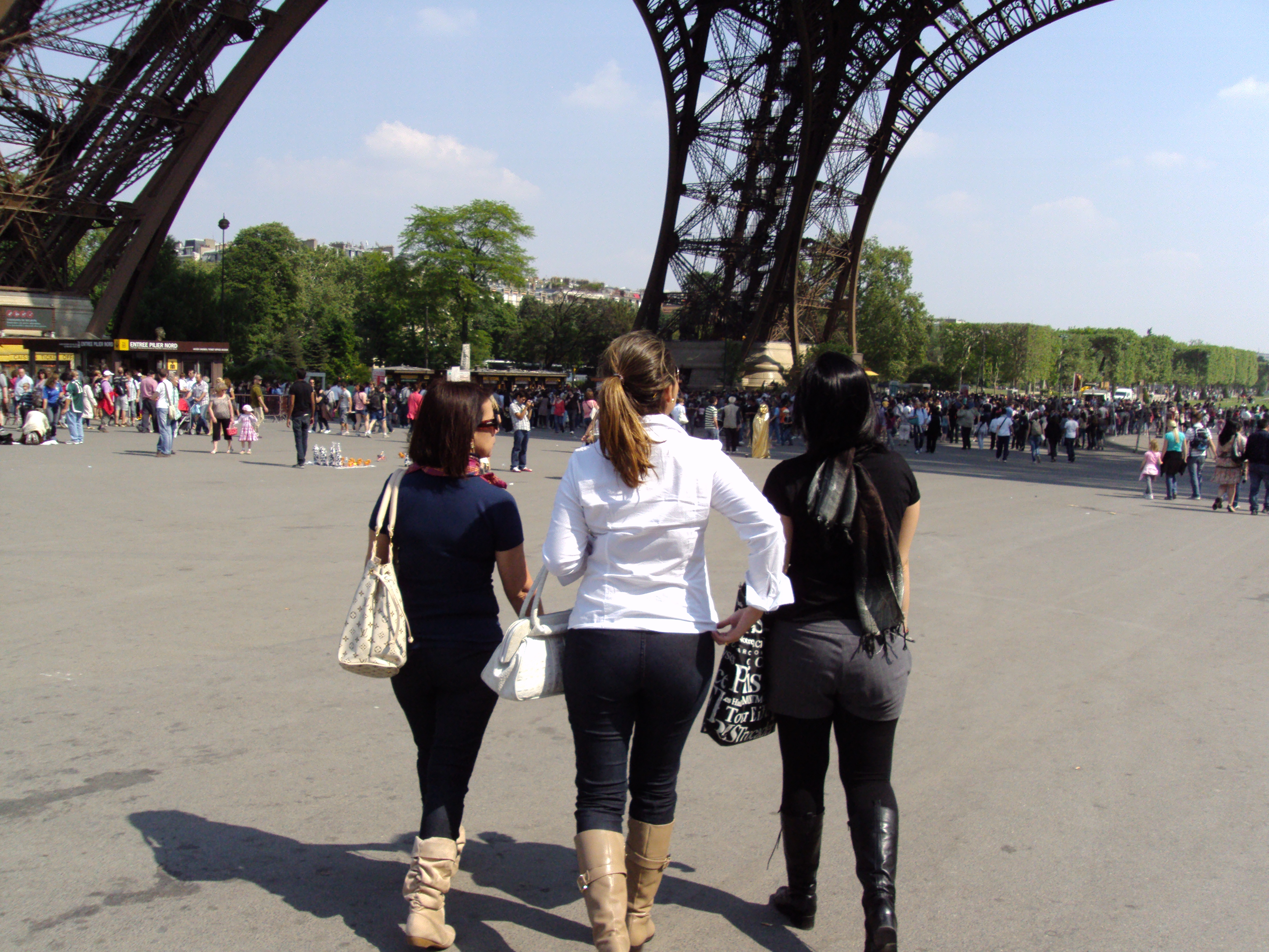 2011-04-26 10:49:22