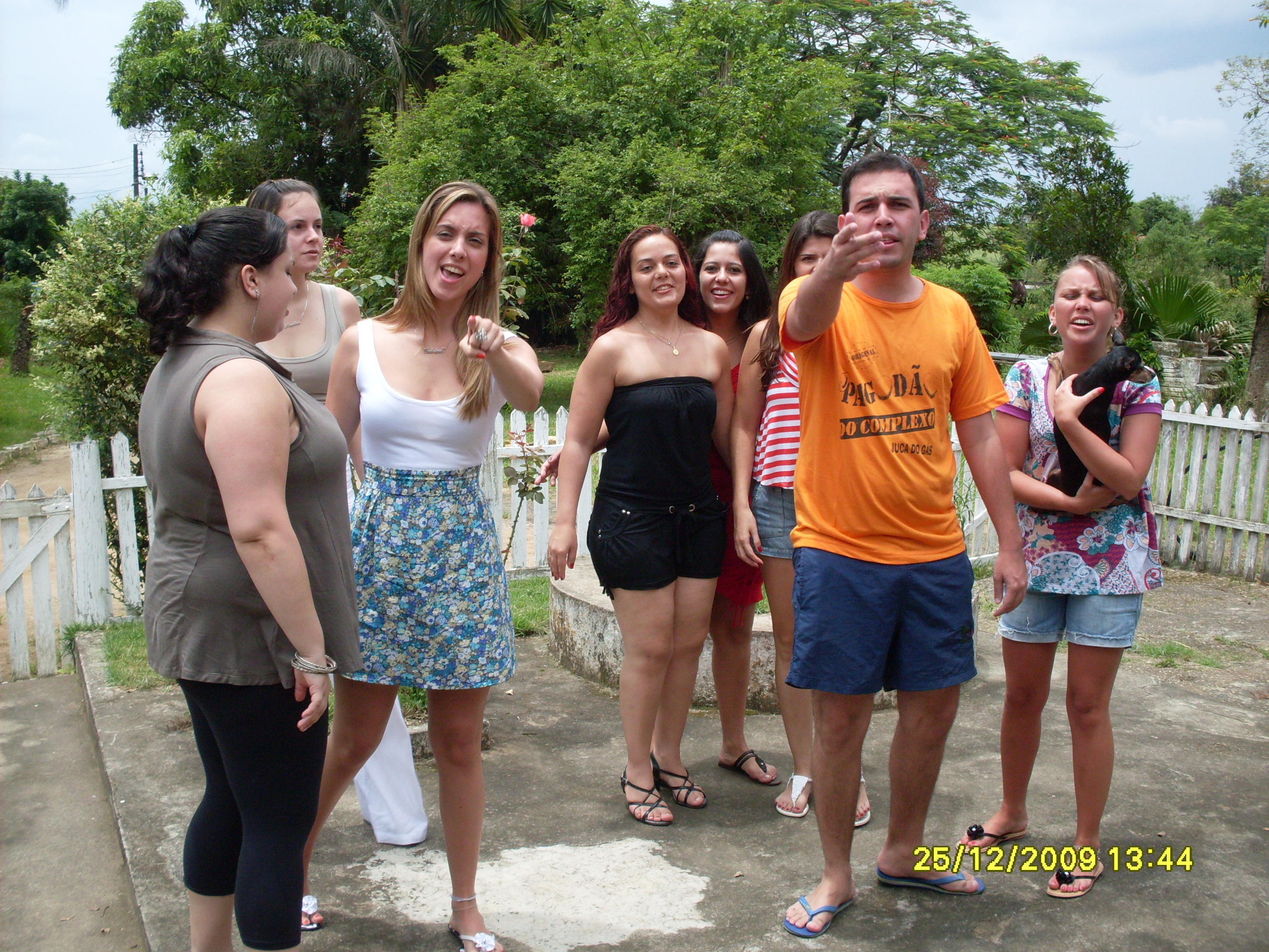 2009-12-25 13:44:11