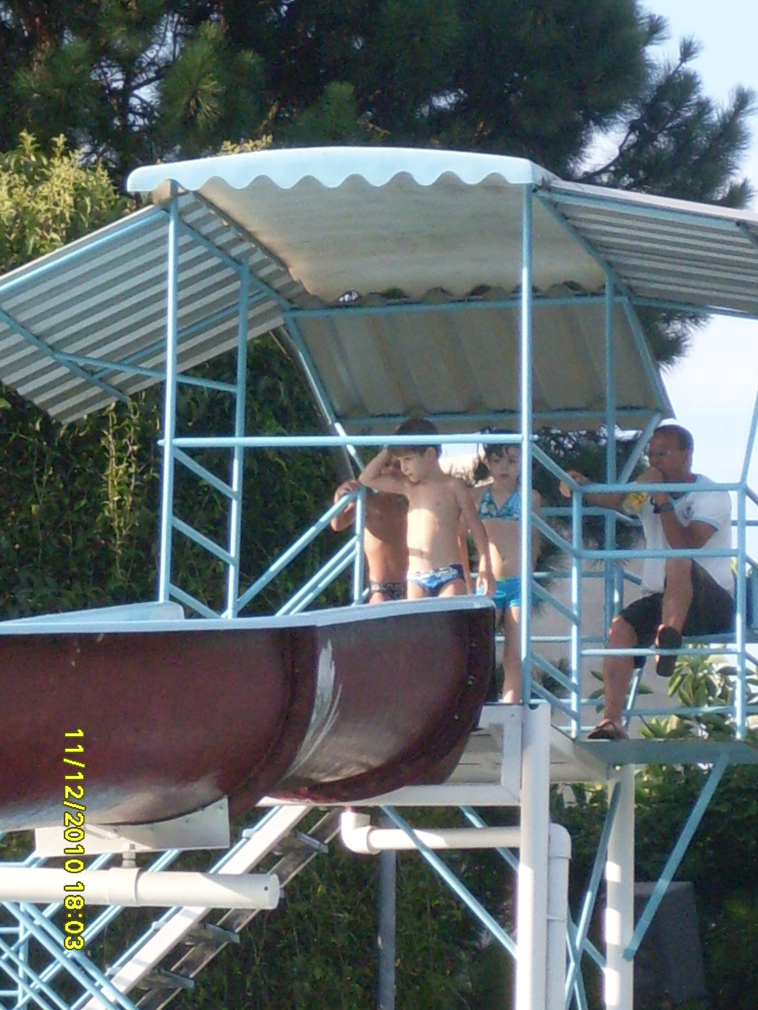 2010-12-11 18:03:03