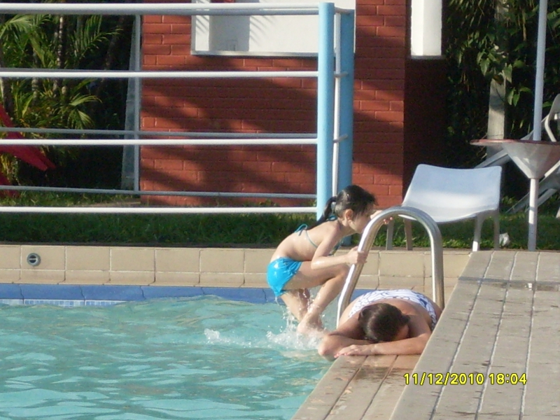 2010-12-11 18:04:42