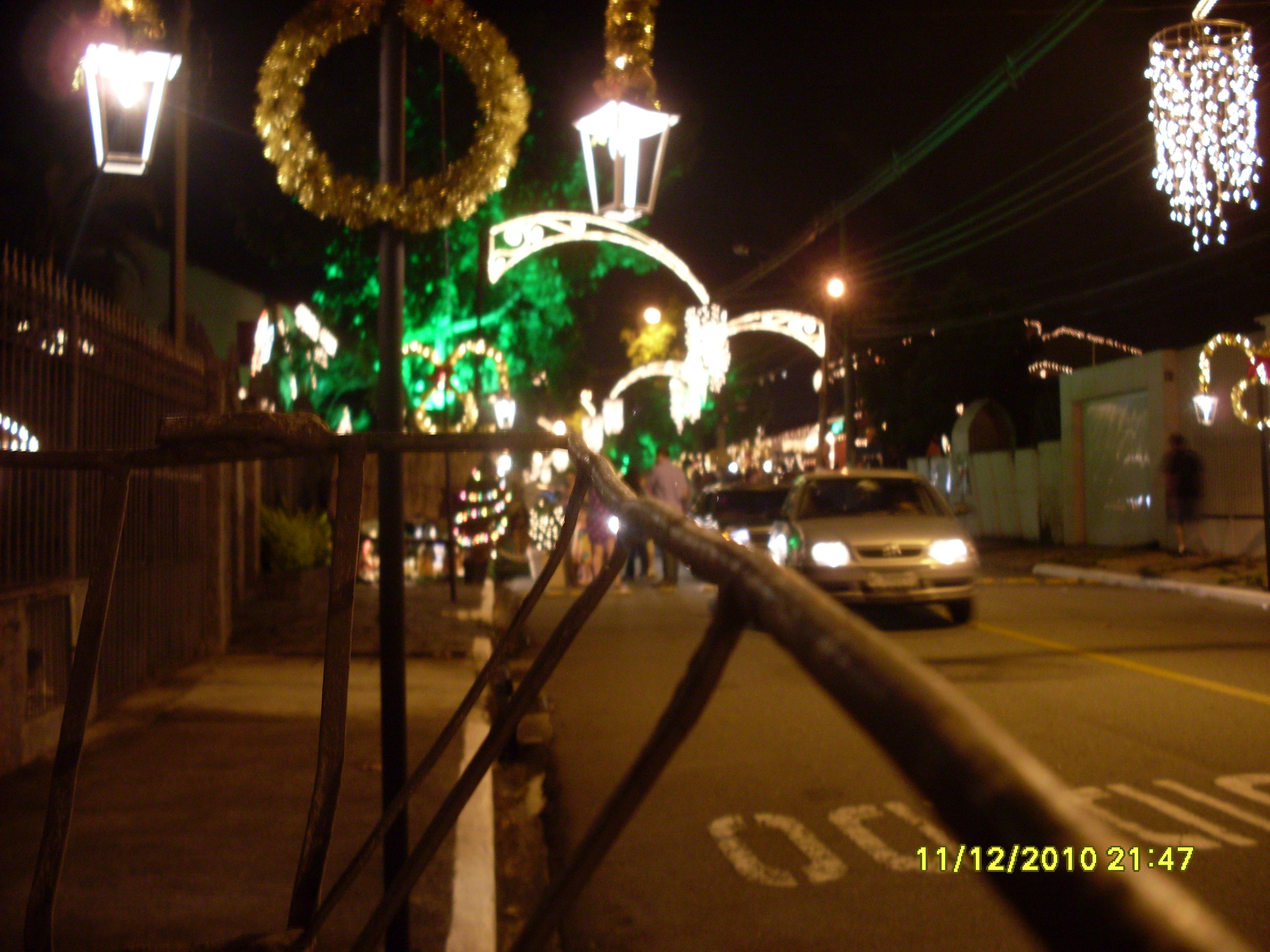 2010-12-11 21:47:39