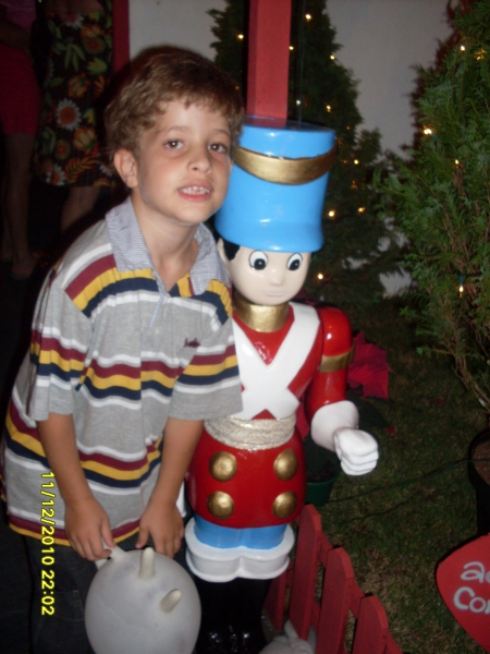 2010-12-11 22:02:40
