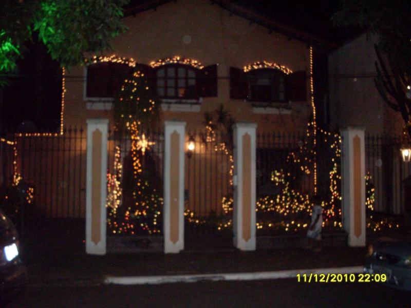 2010-12-11 22:09:35