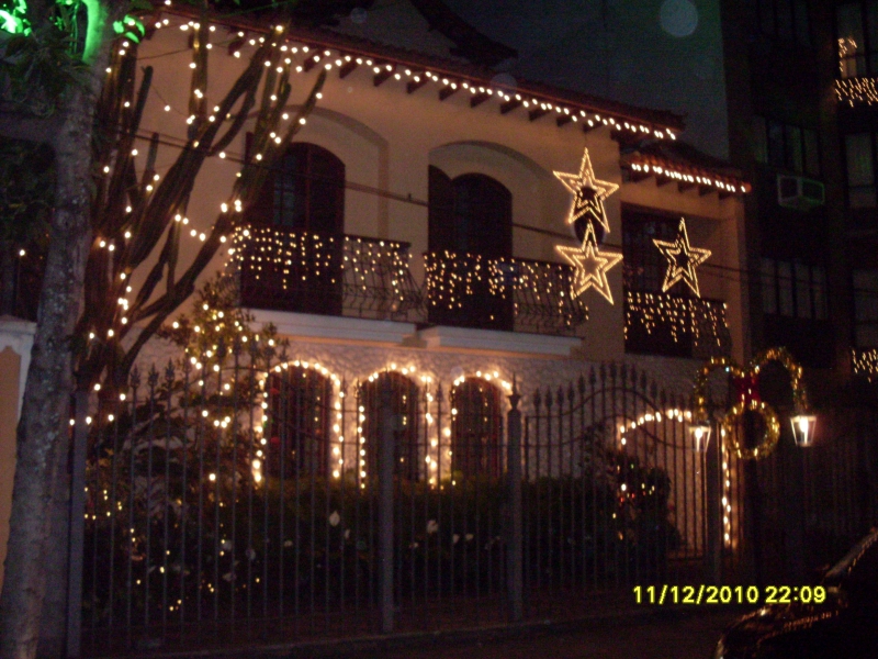 2010-12-11 22:09:48
