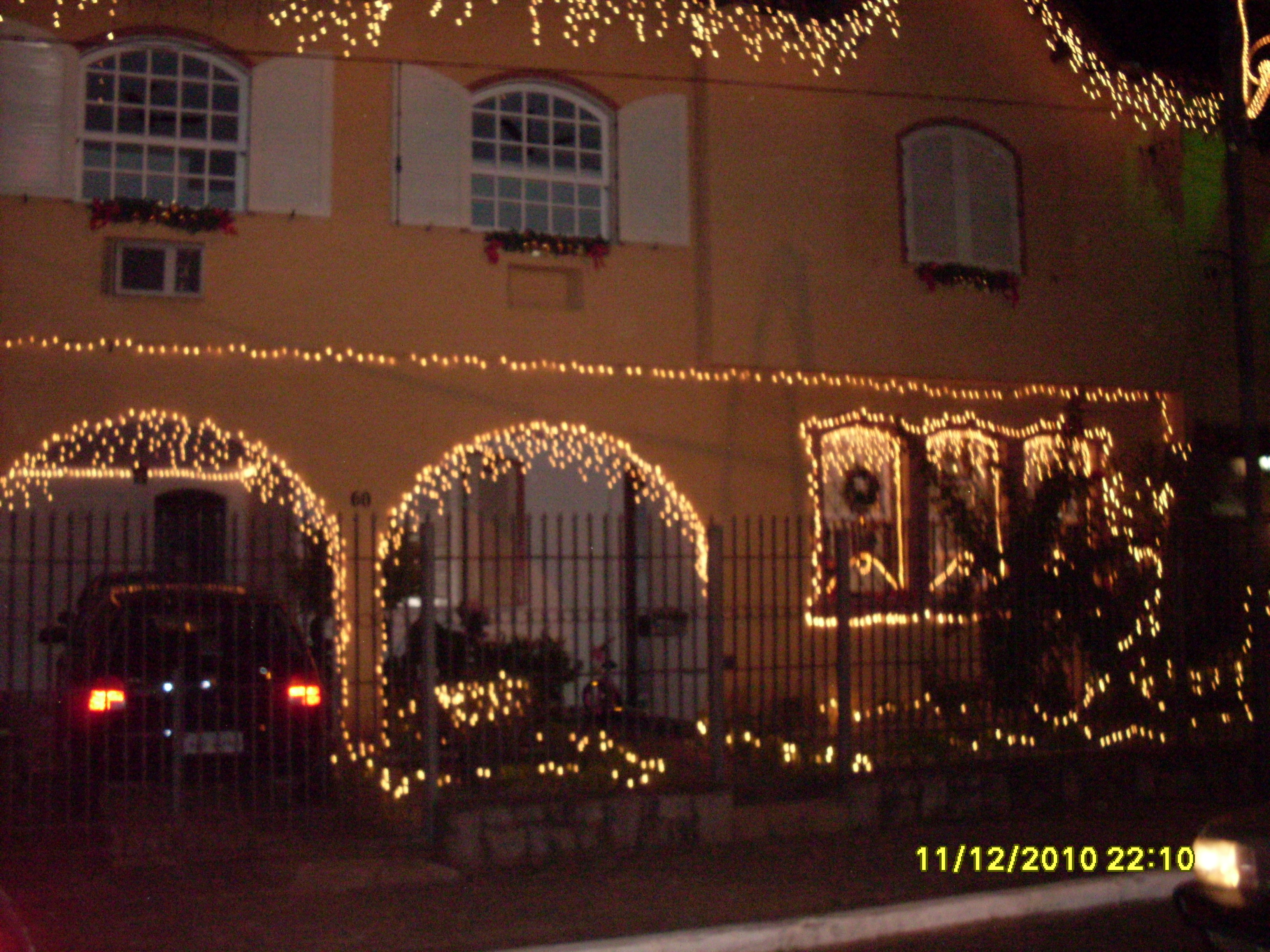 2010-12-11 22:10:41