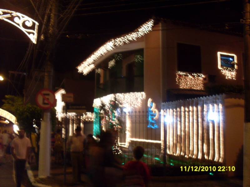 2010-12-11 22:10:59