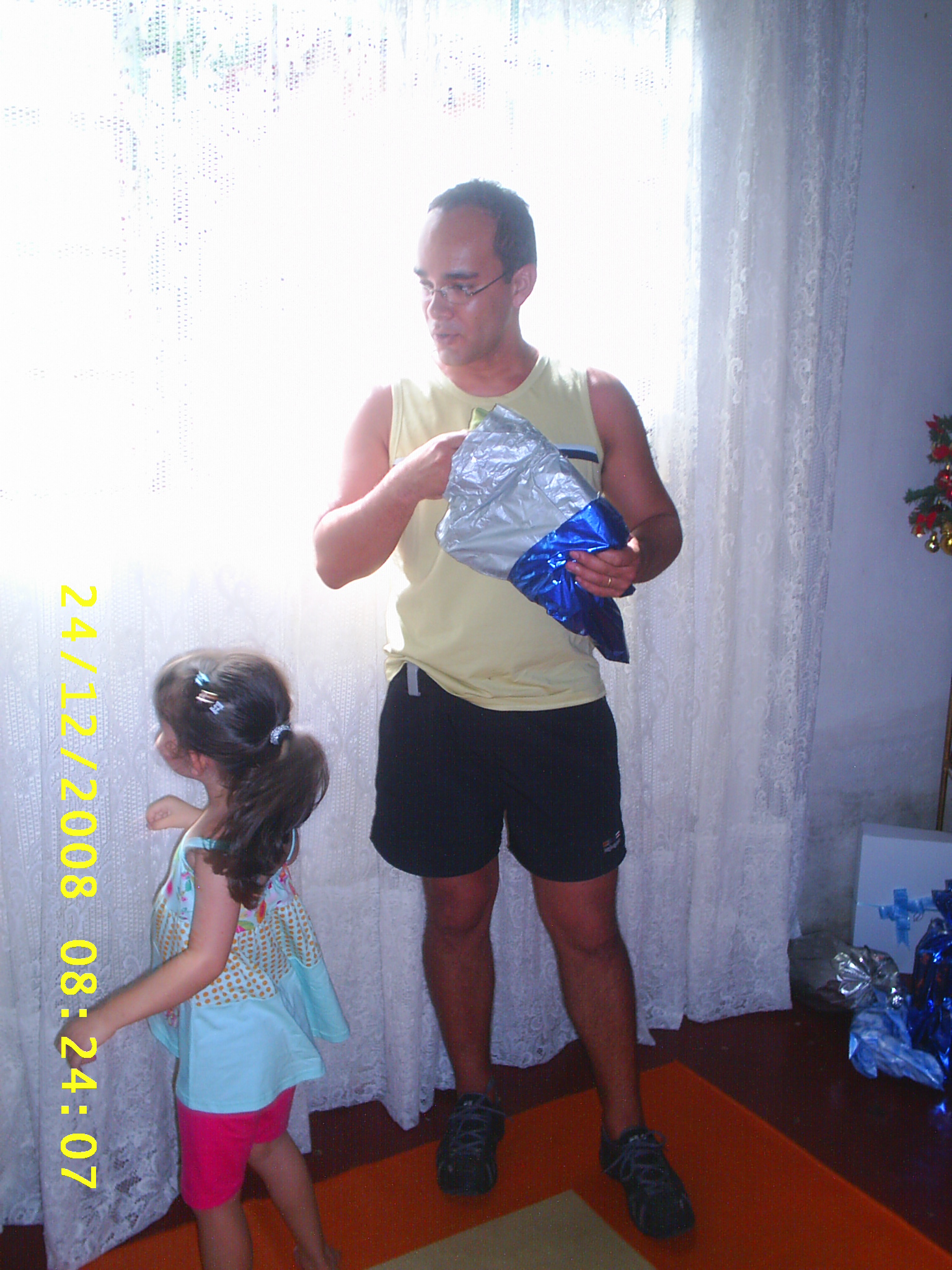 2008-12-24 08:24:12